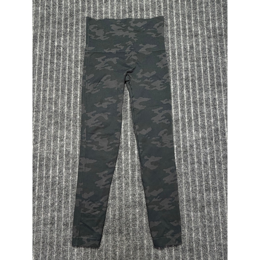 Spanx Leggings Camo Look At Me‎ Now Seamless High Rise M and XL Athleisure Gym